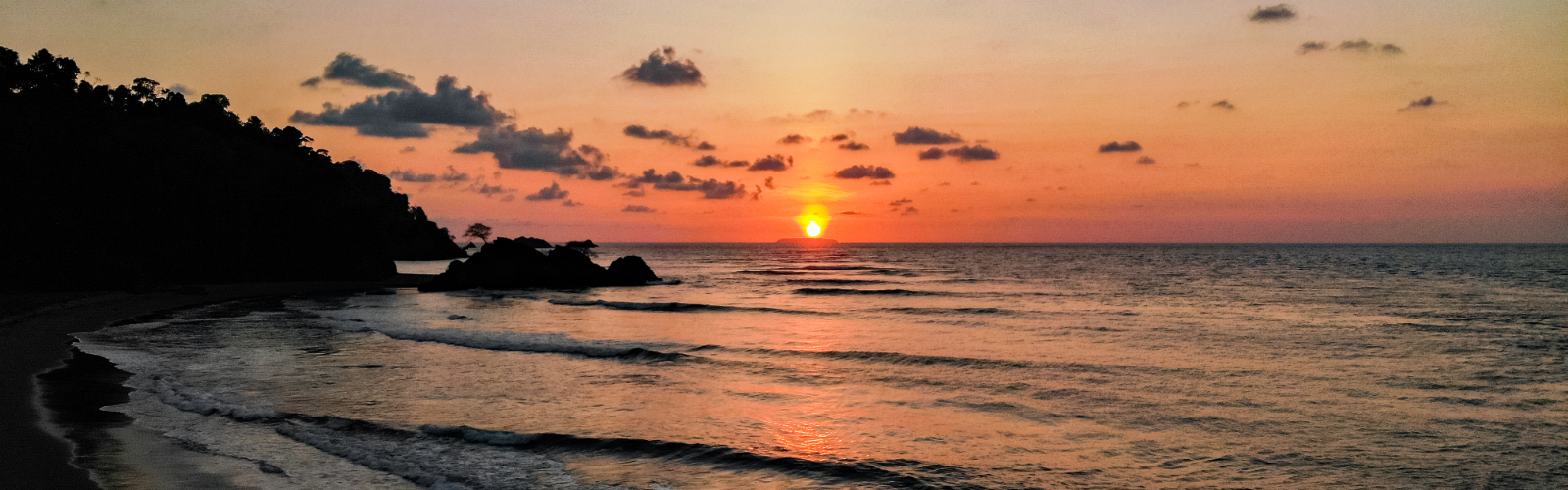 Why Bitcoin and Eco-Tourism Are the Perfect Pair: Sustainability Meets Decentralization at Casa Roja